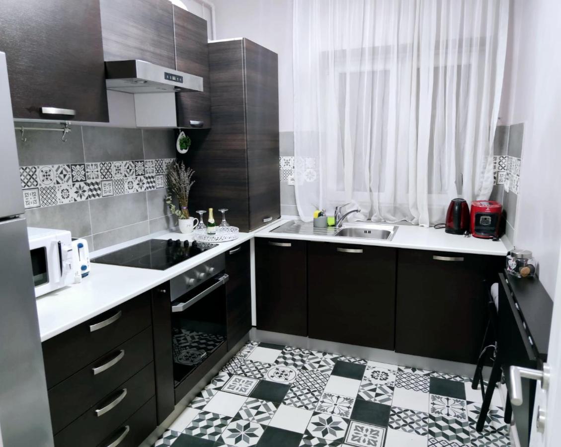 Chic Studio Old City Center - Ivo19 بوخارست المظهر الخارجي الصورة