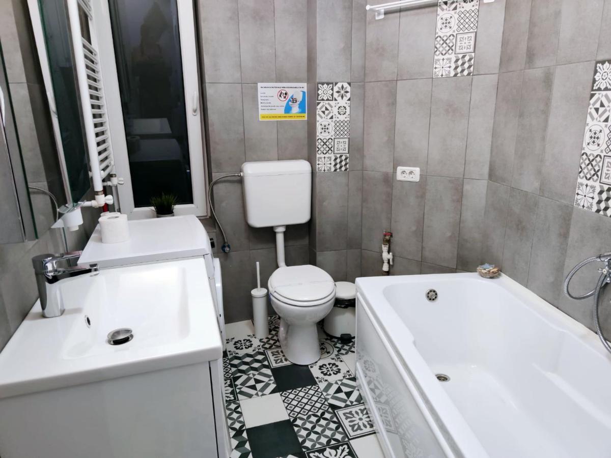 Chic Studio Old City Center - Ivo19 بوخارست المظهر الخارجي الصورة
