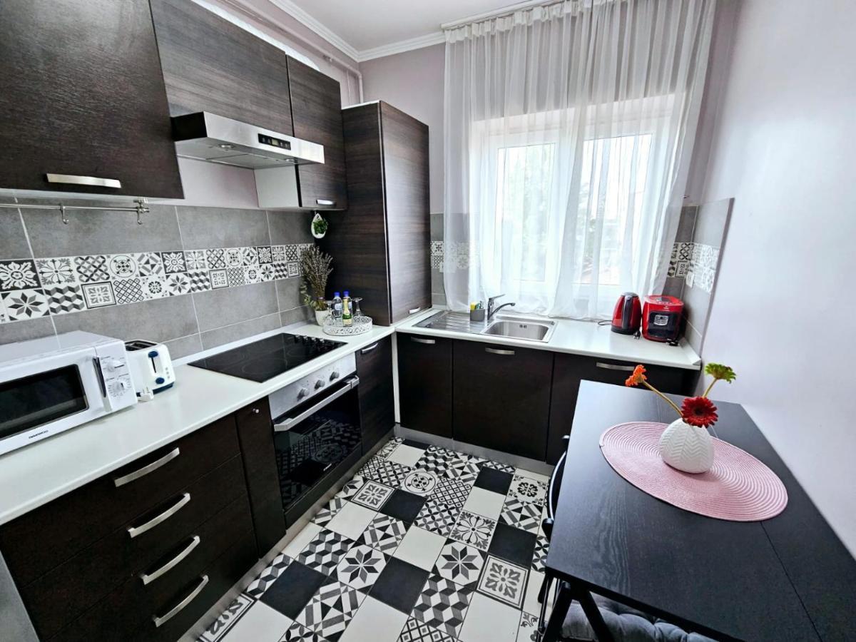 Chic Studio Old City Center - Ivo19 بوخارست المظهر الخارجي الصورة